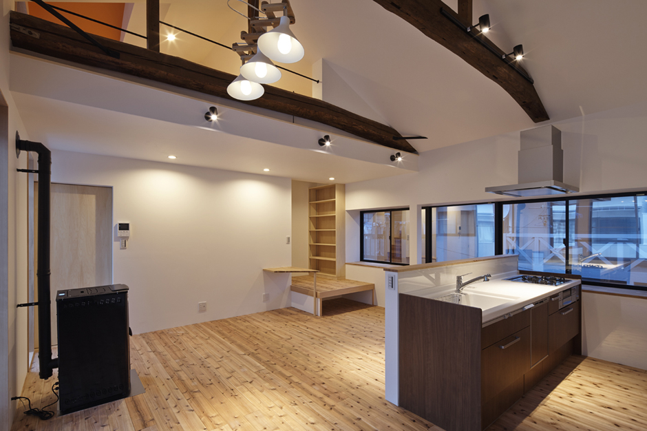 �J�������̉Ɖ����H��2