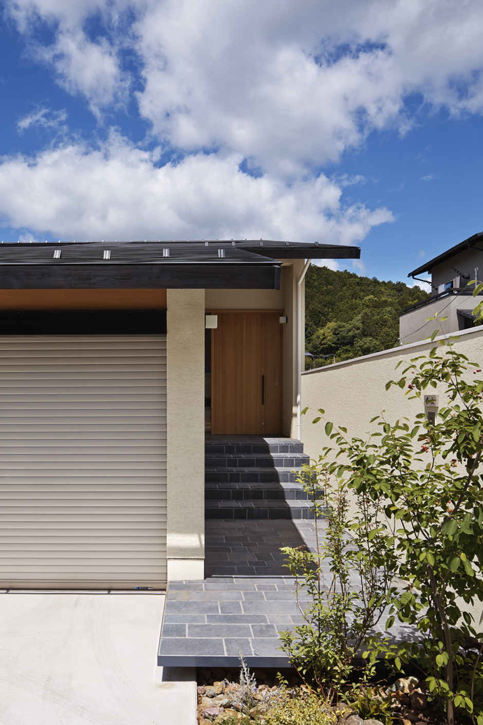 I  HOUSE�V�z�H��2