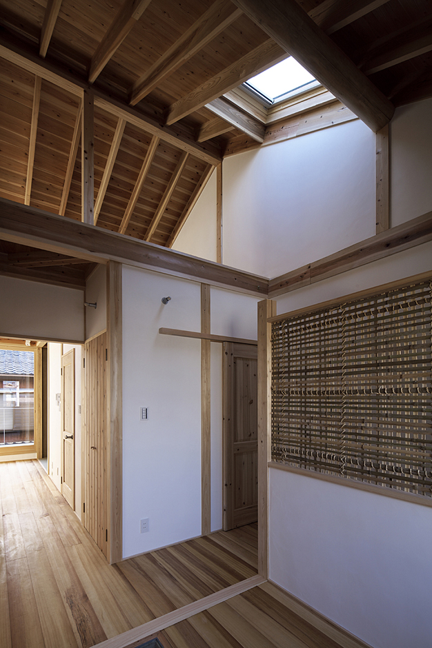 �y���@�V�z�H��3