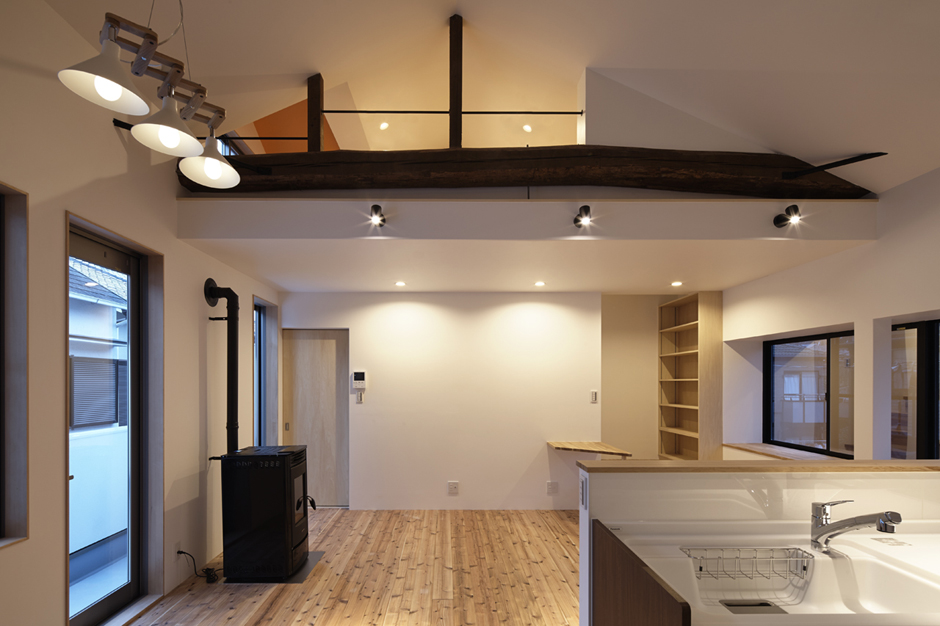 �J�������̉Ɖ����H��3