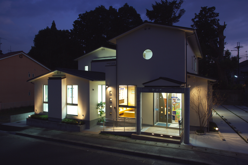 �x�����ȃN���j�b�N4