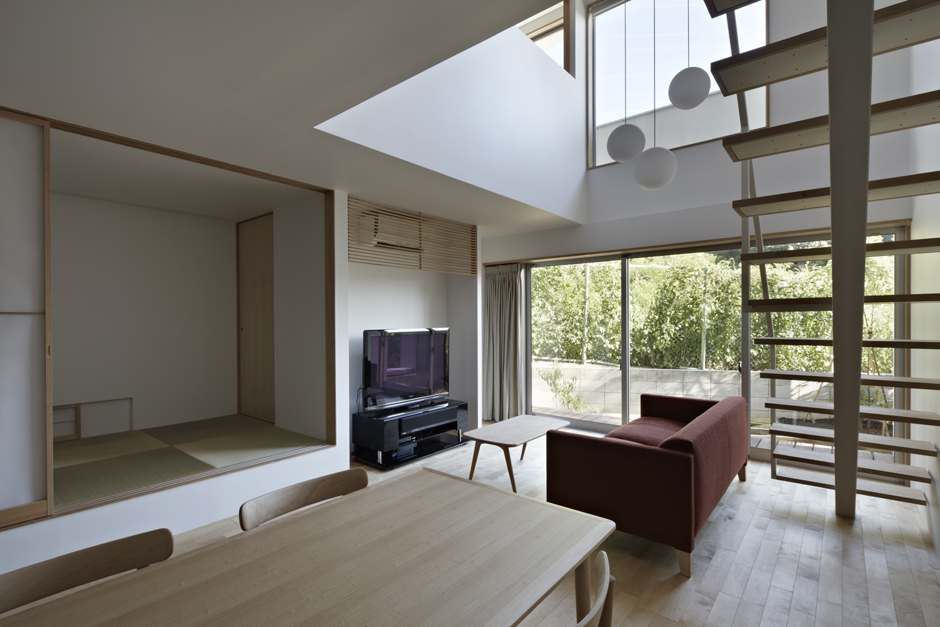 ���c�ӂ̉ƐV�z�H��4