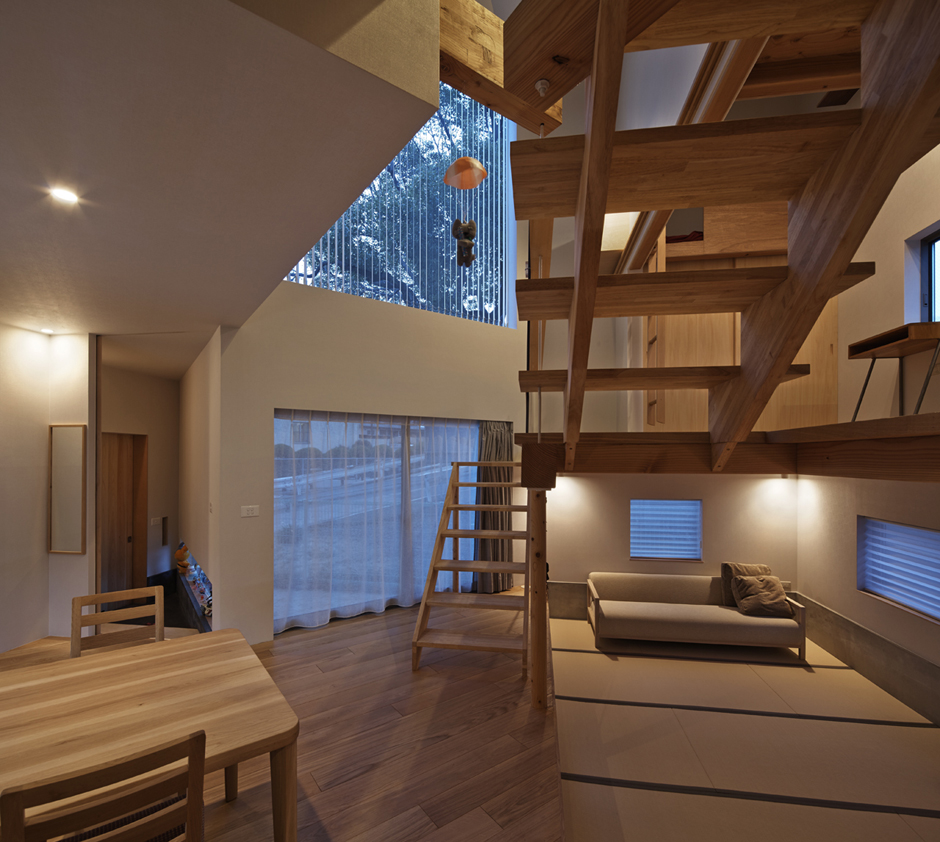 ��������ƐV�z�H��8