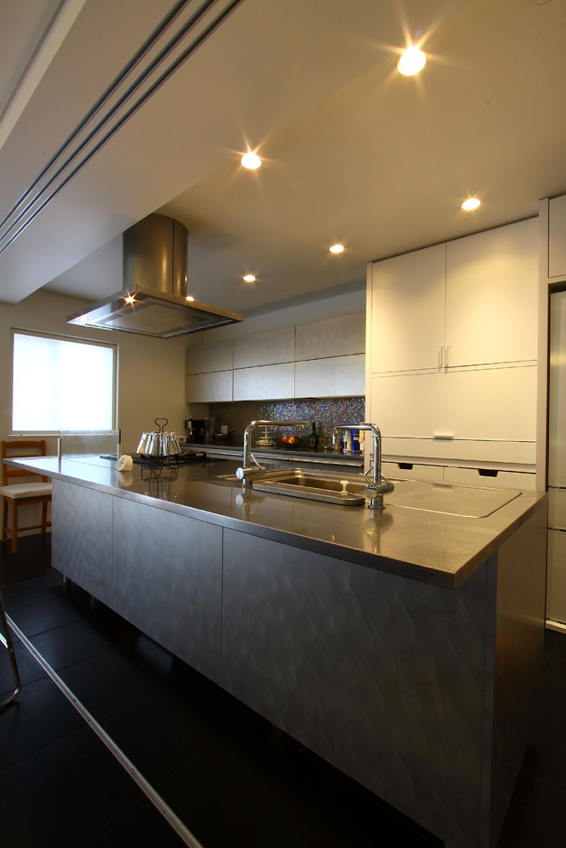 M�l�@�����H��9