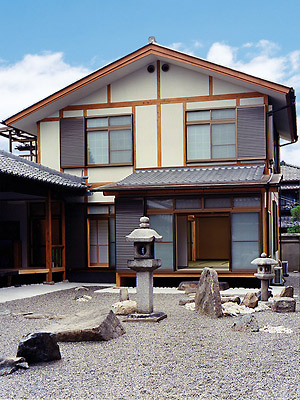 �{�T���ɗ��V�z�H���ʐ^�P