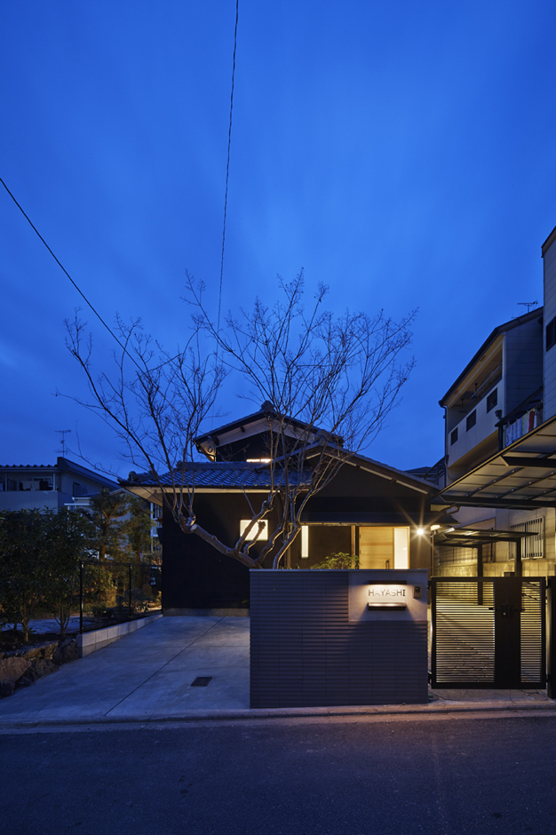 �����ɂ̉Ǝʐ^�P