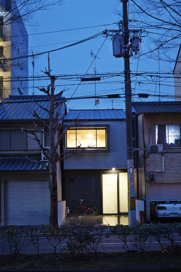 ���R�̉Ǝʐ^�P